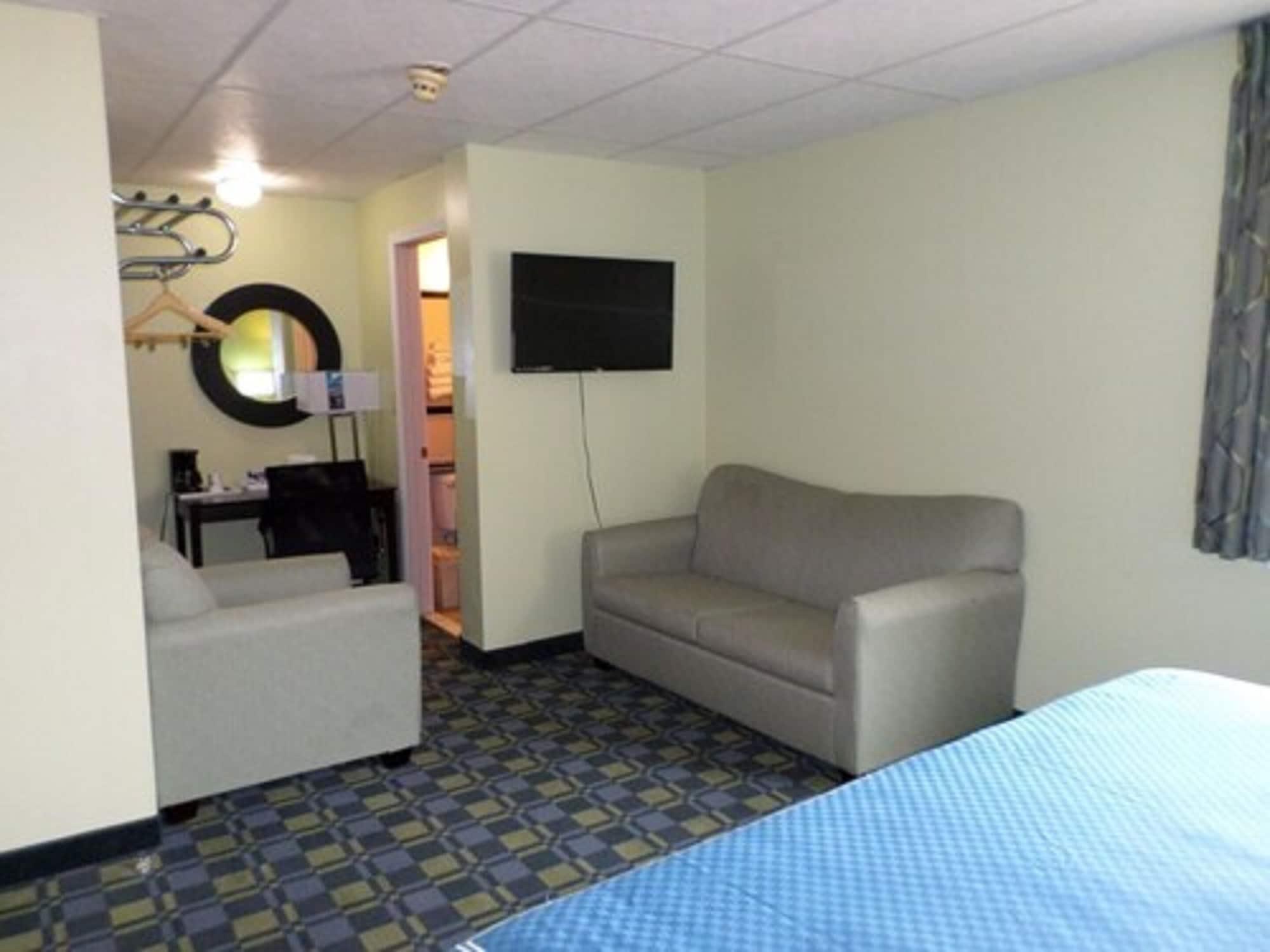 Travelodge By Wyndham Cleveland Lakewood Exteriör bild